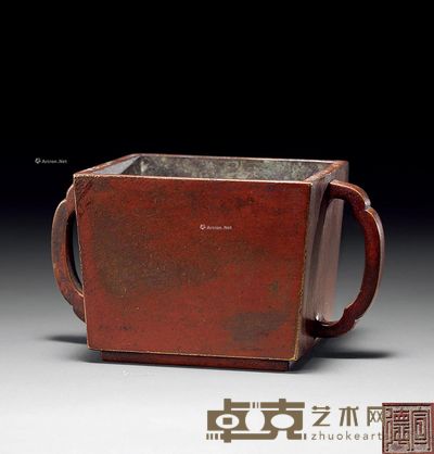 清乾隆 铜如意耳方炉 高7.7cm