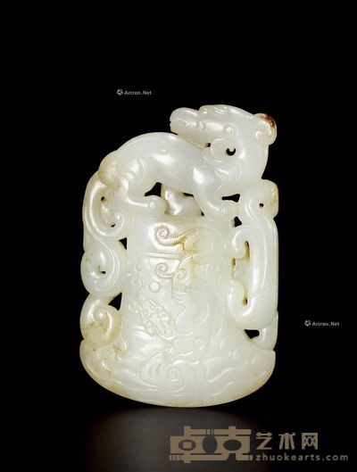 清中期 白玉龙纹斧形珮 高7.4cm