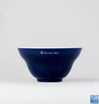 清乾隆 霁蓝釉折腰碗