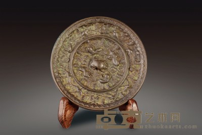唐代 海兽葡萄纹镜 径：10cm