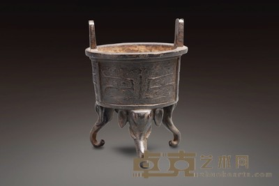 清代 象鼻三足炉 高:12.5cm