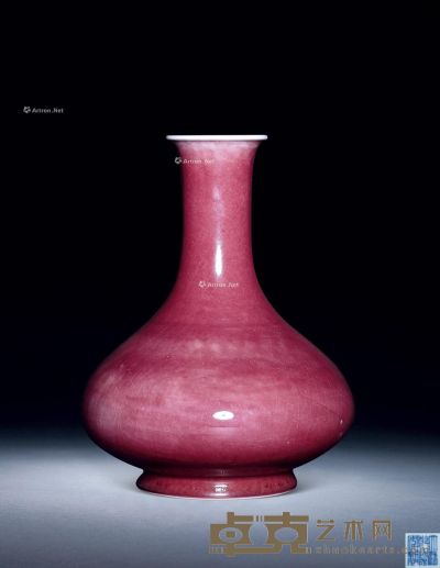清乾隆 霁红釉荸荠瓶 高22.8cm