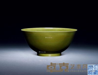清乾隆 绿釉碗 直径14.6cm