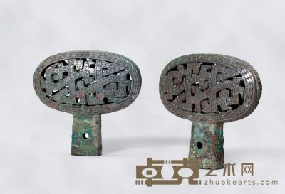 春秋时代（前770–前76） 铸青铜彩绘双面镂空蟠螭纹銮铃 （一对） 高7cm