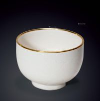 北宋﹣金 11至13世纪 定窑 刻萱花纹墩式小碗