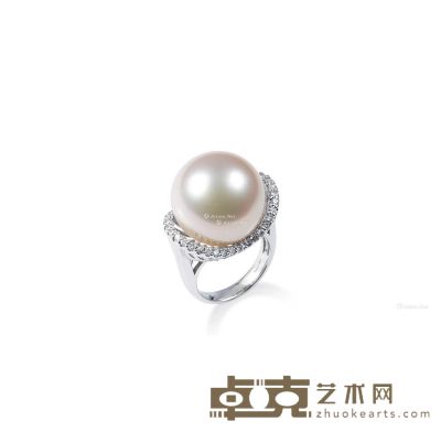 白色珍珠配钻石戒指 --