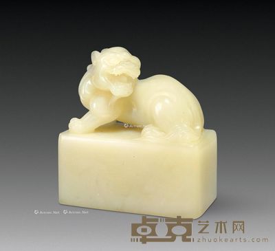 黄建林雕白芙蓉古兽章 5.1×2.9×5.5cm