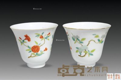 清 景德镇窑粉彩花卉纹杯 （一对） 高7.5cm