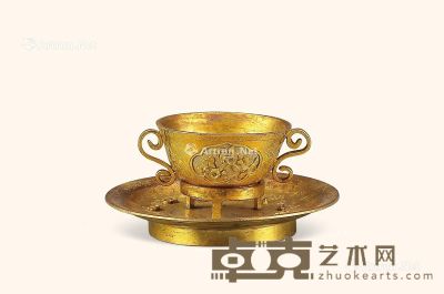 清乾隆 铜鎏金开光花卉纹盏杯 杯口5.5cm；盘口径10cm