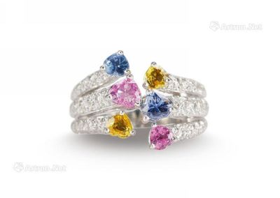 三色蓝宝钻石戒指