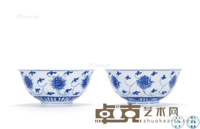 清康熙 青花缠枝西番莲纹碗 （一对） 直径16.1cm