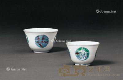 清康熙 雍正 斗彩四季花卉纹杯 （一对） 直径7.2cm×2