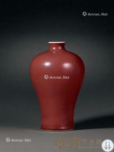 清雍正 霁红釉梅瓶 高26cm