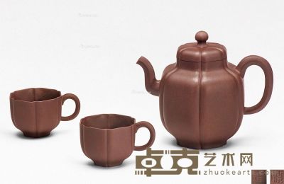 李卫明·菱方茶具 高13cm；宽15cm