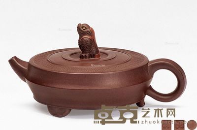 吕尧臣·金蟾玉璧 高7.3cm;宽14.8cm