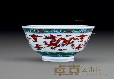 清康熙 斗彩矾红云龙纹碗 直径19.2cm