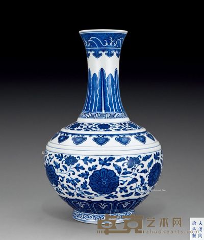 清同治 青花缠枝莲纹玉堂春瓶 高37.5cm