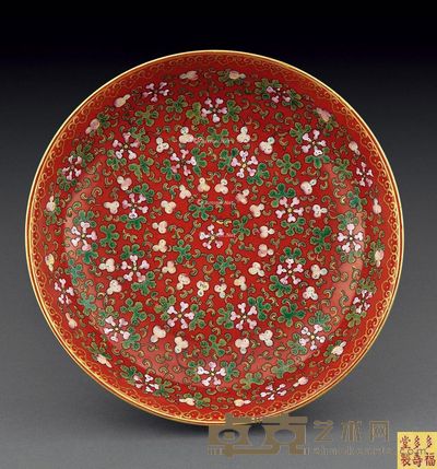 清同治 珊瑚红地粉彩福禄万代纹盘 直径17.6cm