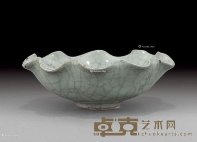 清 仿哥釉荷叶形洗 直径13.5cm