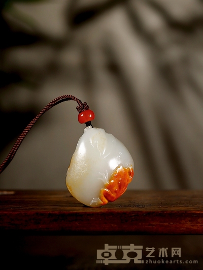 瞿利军 金蟾戏珠 白玉挂件 41×36×15mm