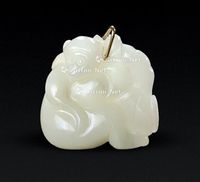 清 白玉灵猴献寿珮件