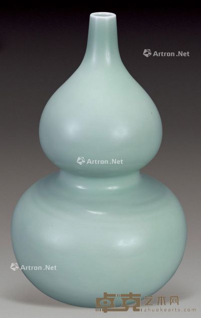 清 粉青釉葫芦瓶 高31cm