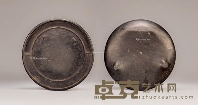 元时期 双足半环渠圆形歙砚 直径26cm;高5cm