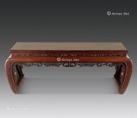 红木螭龙纹下卷长方桌
