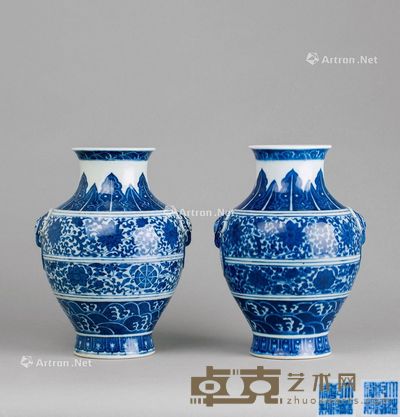 清代 青花缠枝莲纹双兽耳铺首尊 （一对） 高26cm