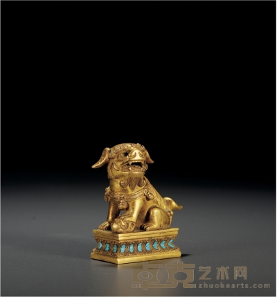 清·铜鎏金填珐琅狮钮镇纸 高：8.3cm