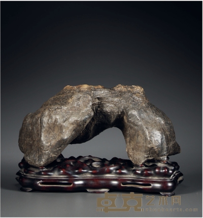 清·灵璧石“连界”供石 带座高：16cm
