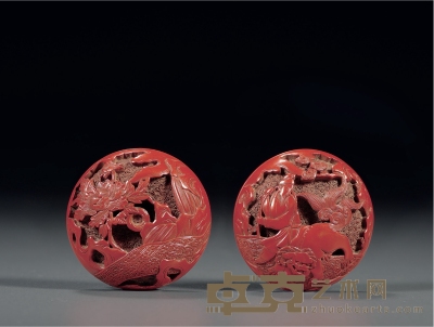 明·剔红戏狮牡丹纹香盒 高：2.3cm 口径：4.3cm