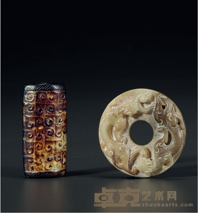 明以前·螭龙玉璧与谷纹玉勒一组两件 1.长:5.8cm 2.直径:5.5cm