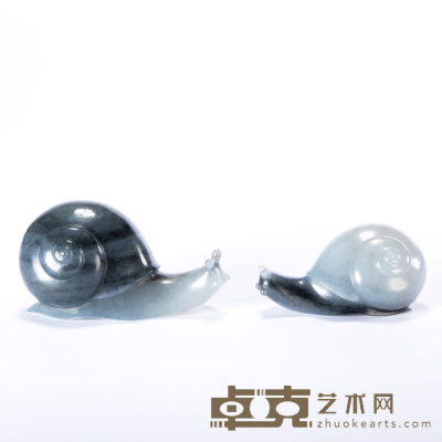 程磊和田玉青花籽料蜗牛茶宠一对 4.0×2.1×1.9cm 
4.8×2.3×2.5cm