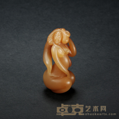 杨中伟 和田糖玉裸女 4.4×2.2×1.6cm