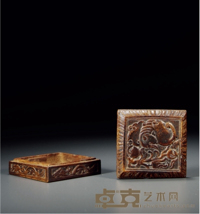 清·竹雕福寿纹小方盒 长：8cm 宽： 8cm