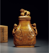 清·竹雕兽面纹螭龙耳盖瓶
