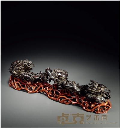 清·紫檀雕佛手摆件 高:9cm 带座高:13.5cn 长:50cm