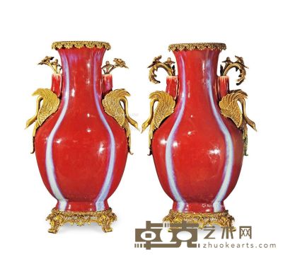 民国 窑变红釉铜镶饰件贯耳瓜棱瓶 （一对） 高45.5cm