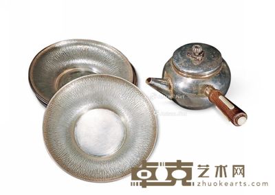 20世纪 银茶拖盘五件 银茶壶 直径11cm;高6cm