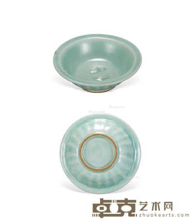 明或明以前 龙泉窑粉青釉双鱼洗 直径13cm;高5cm