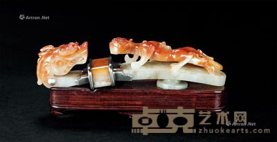 清 白玉带皮螭龙带钩 14×2.2×3.6cm