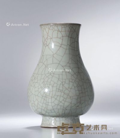 清雍正/乾隆 仿官釉琵琶尊 高23.2cm