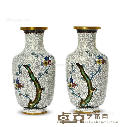 晚清 掐丝珐琅梅花纹瓶 （一对） 高22.6cm