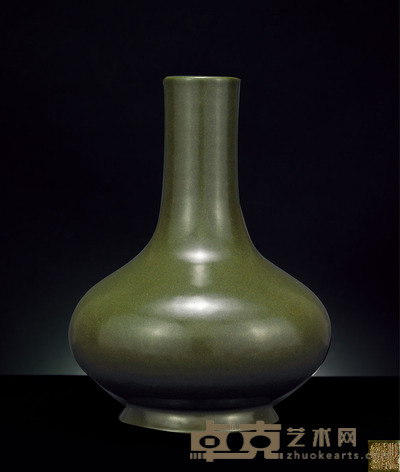 清乾隆 茶叶末釉荸荠瓶 高33.2cm