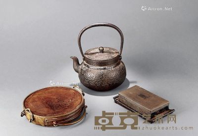 铁壶、白铜茶盘、银烟具 尺寸不一