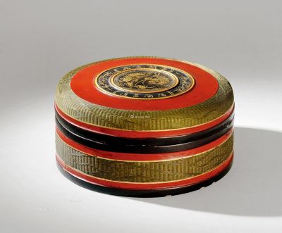 清中期 藤胎漆器朝珠盒
