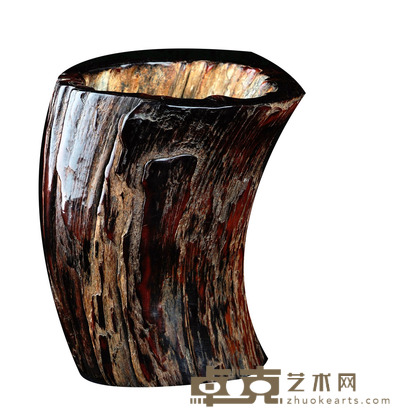民国 黑角雕随形笔筒 高：11.3cm