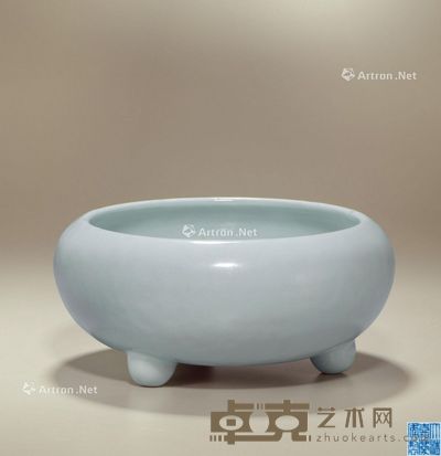 清嘉庆 白釉三足钵式洗 直径20cm