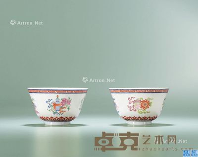 清道光 粉彩八吉祥纹茶碗 （一对） 直径10.8cm